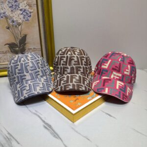 hat  01039