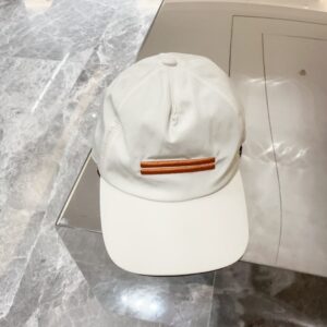 hat 01049