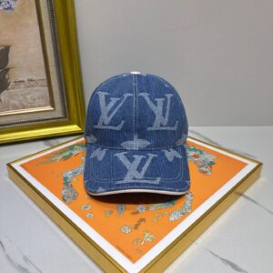 hat  01119