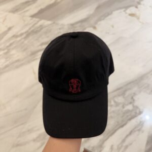 hat 01369