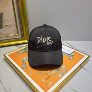 hat  01479
