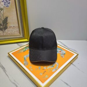 hat  01549