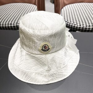 hat 030412