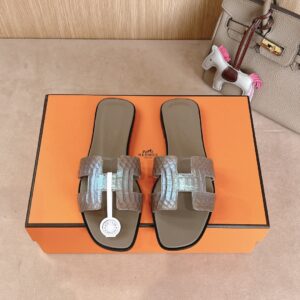 Hermès Oran Women’s Sandals in Snake Skin with “H” Strap