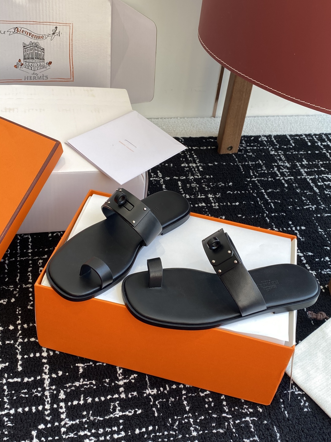 HERMES 00189