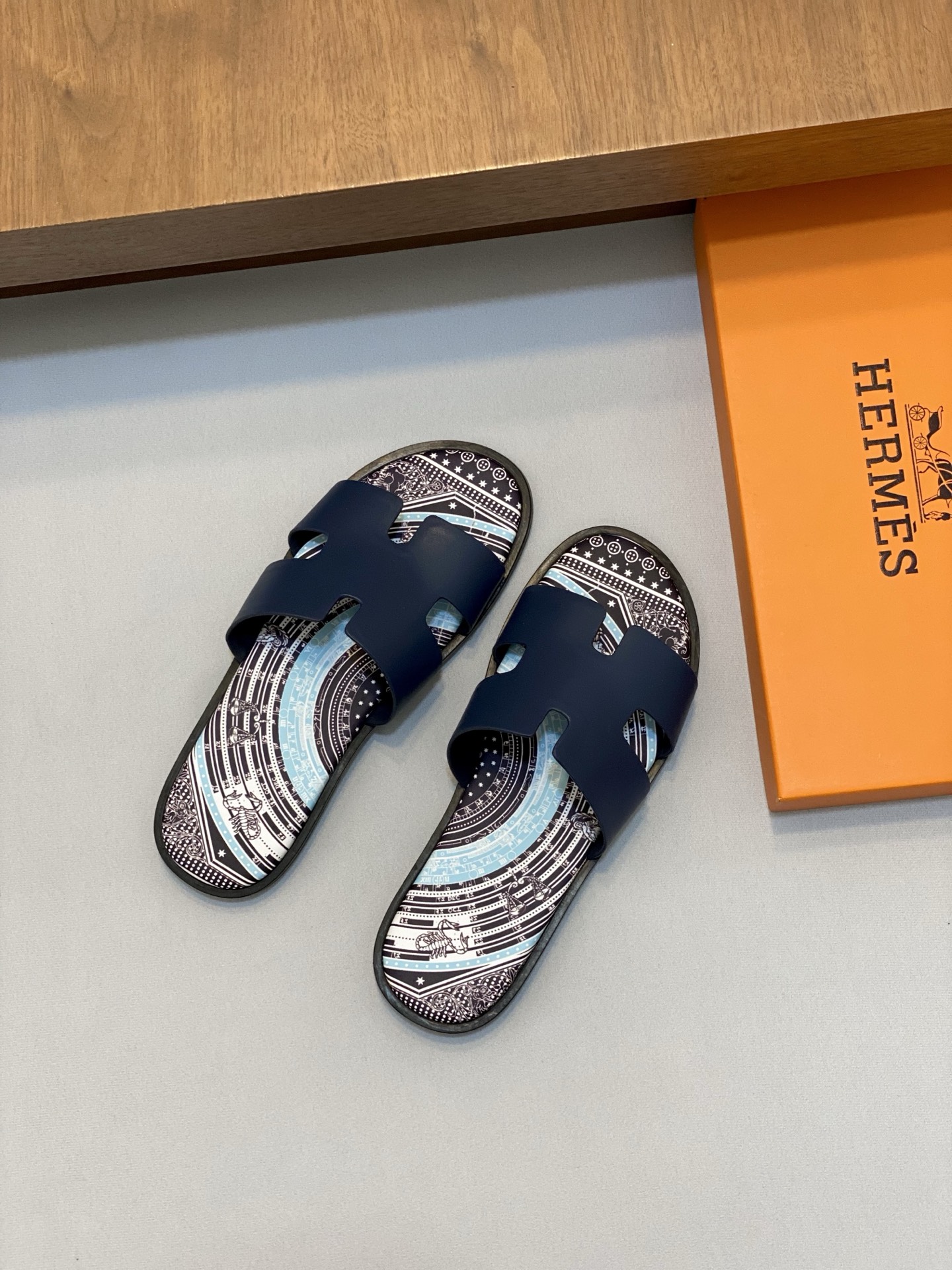 HERMES Izmir H Logo Flat Sandals Mules Shoes blue navy Men