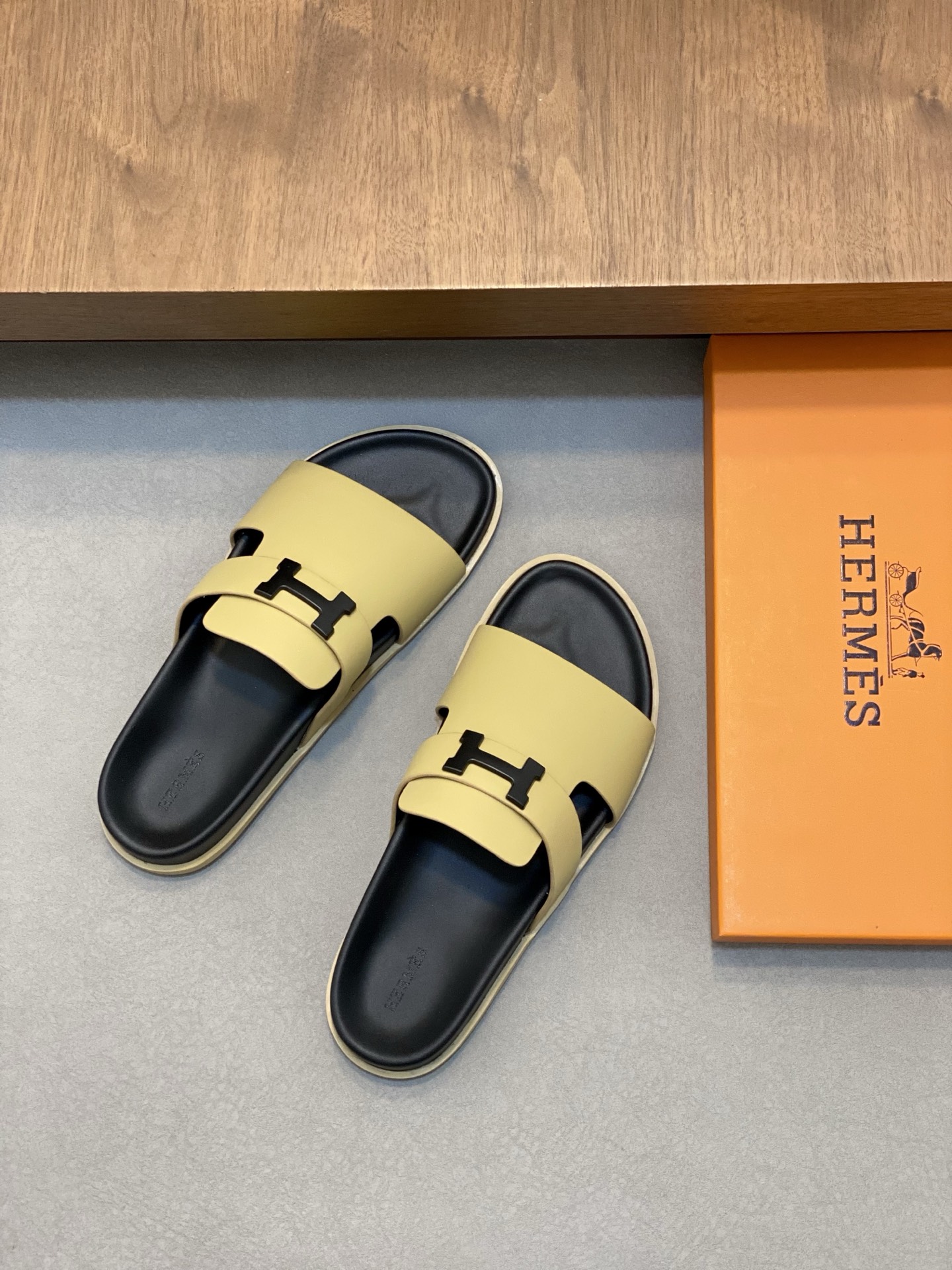 HERMES  00276