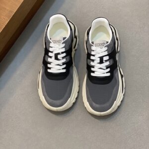 HERMES 00319