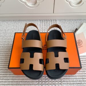 HERMES 00319