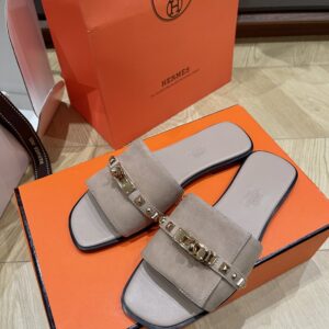 HERMES 00338