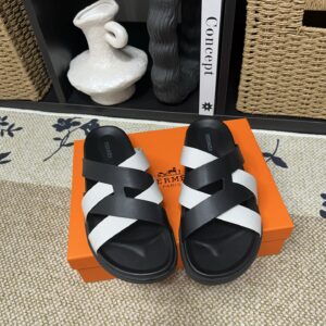 HERMES 00369
