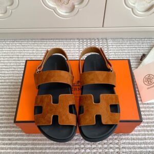 HERMES 00369