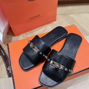 HERMES 00379