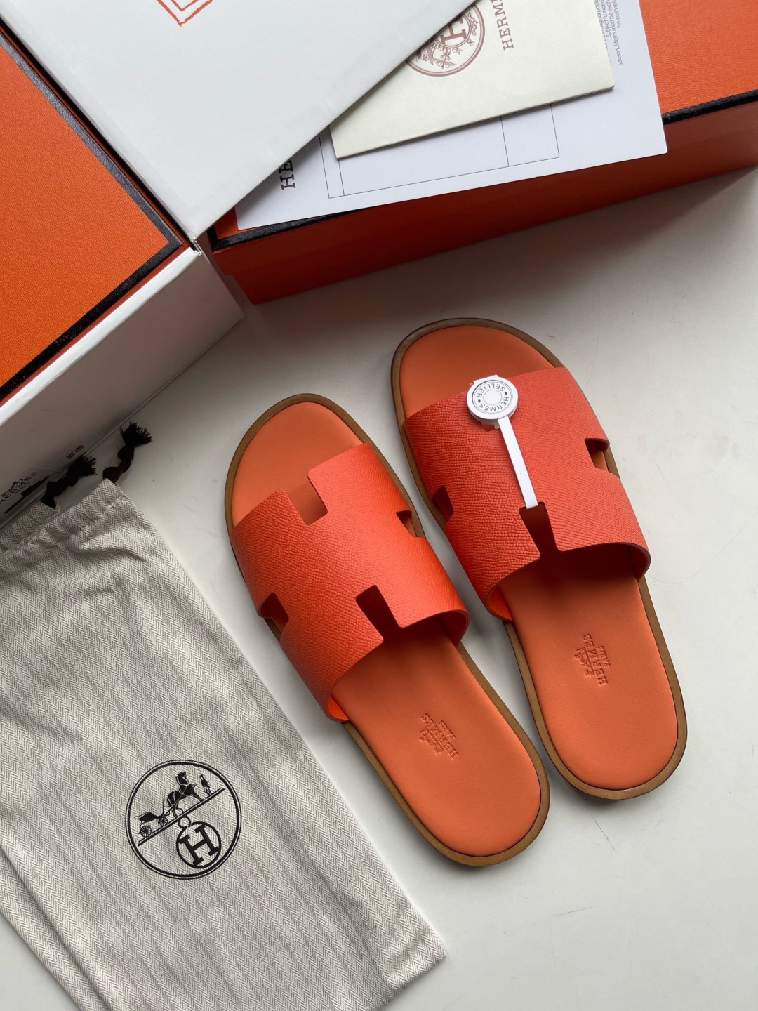 HERMES  00379