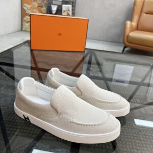 HERMES 00389