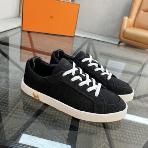 HERMES 00429
