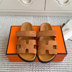 HERMES 00439