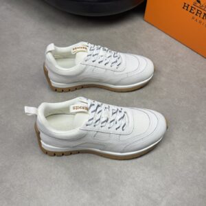 HERMES 00679