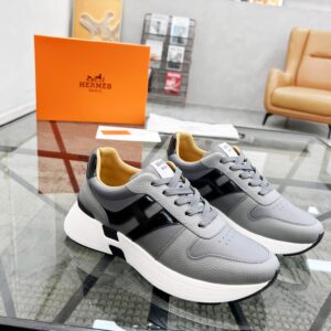 HERMES 00679
