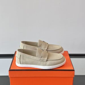 HERMES 00699