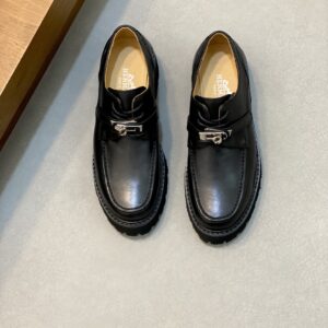 HERMES 00749