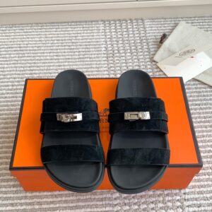 HERMES 00779