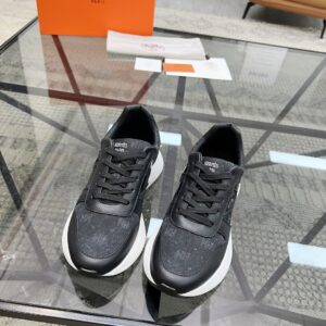 HERMES  00879