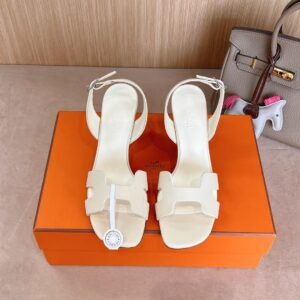 HERMES 00879