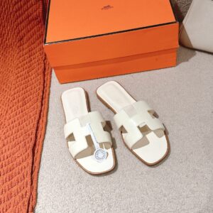 HERMES  00979