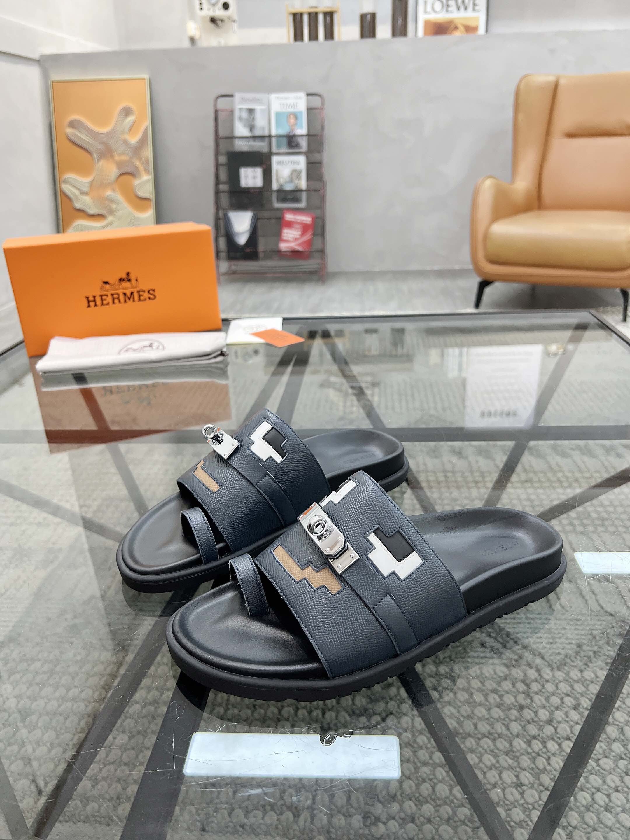 HERMES  01209