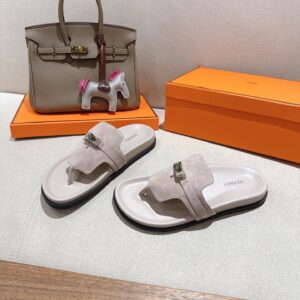 HERMES  01239