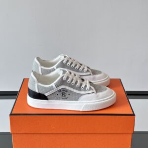 HERMES  01319