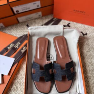 HERMES 01379