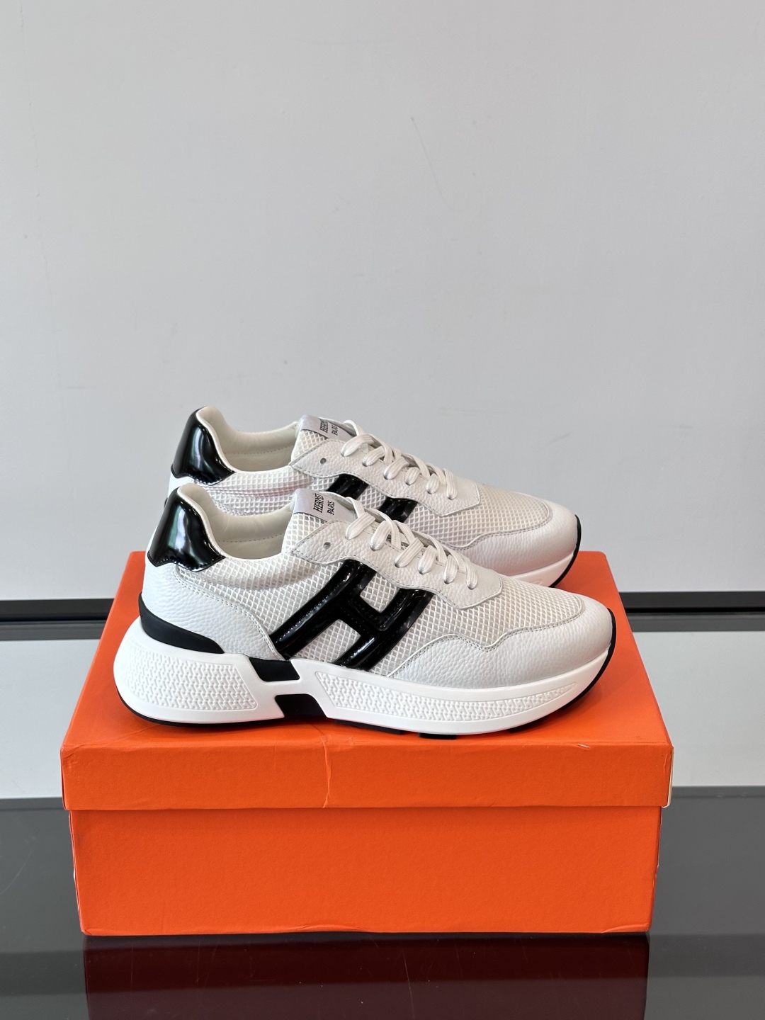 HERMES 01599