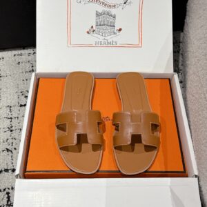 HERMES  01759