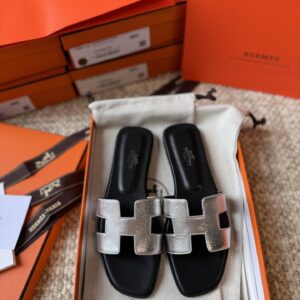 HERMES 01819