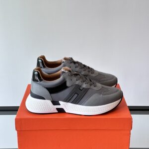HERMES  01889