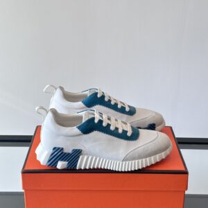 HERMES  01909