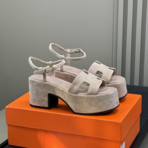 HERMES 01929