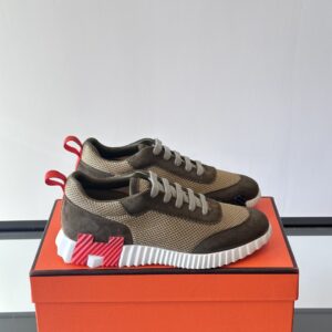 HERMES  01979