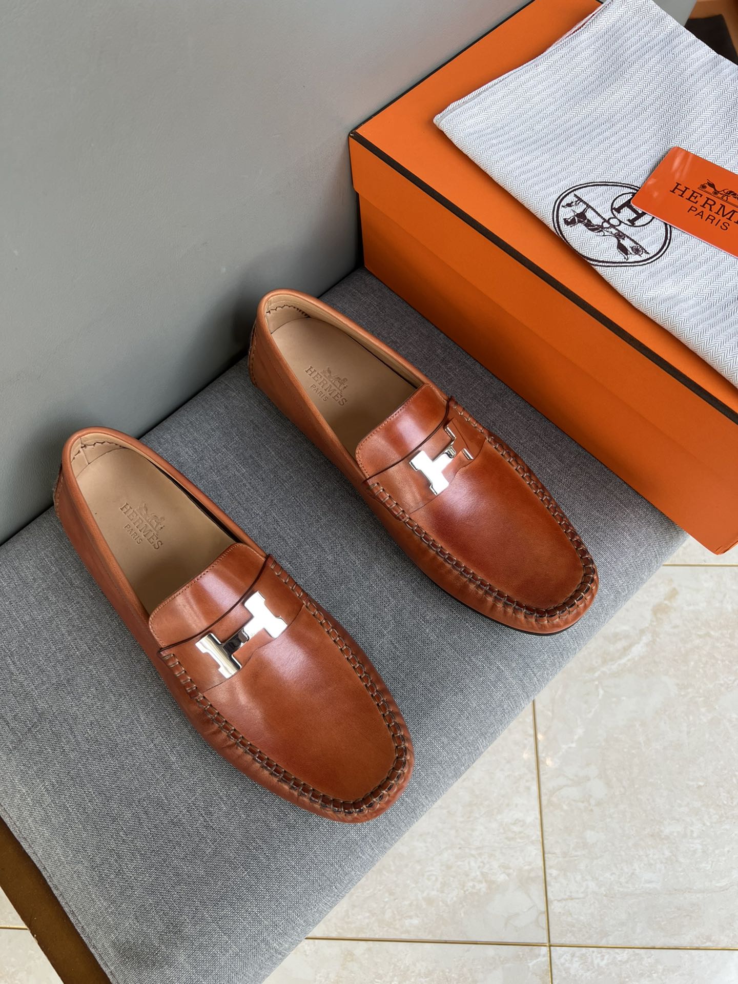 Hermes H logo square toe leather loafers Size  Shoes