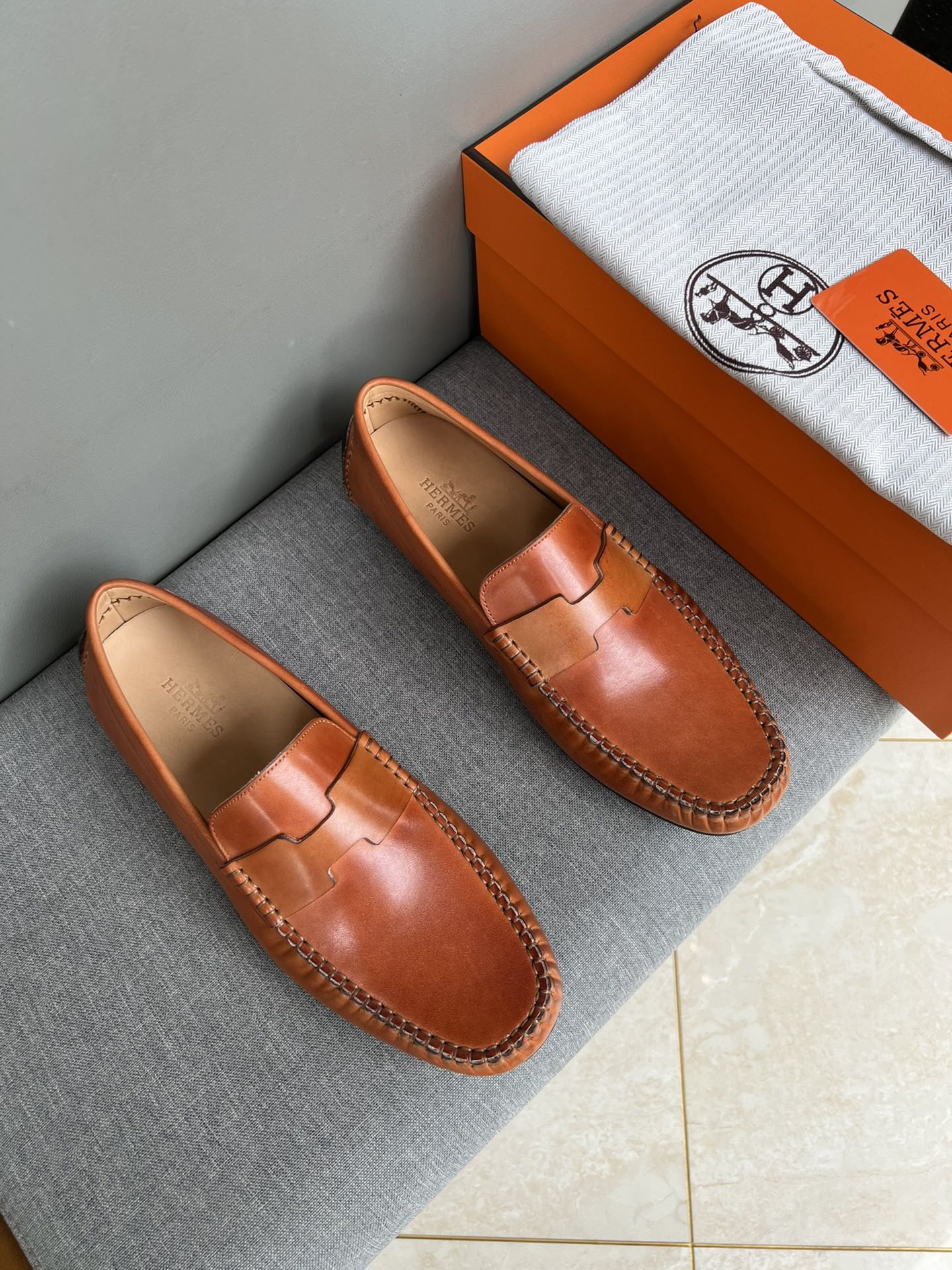 HERMES men’s loafers in BROWN, leather shoes, H logo in BROWN