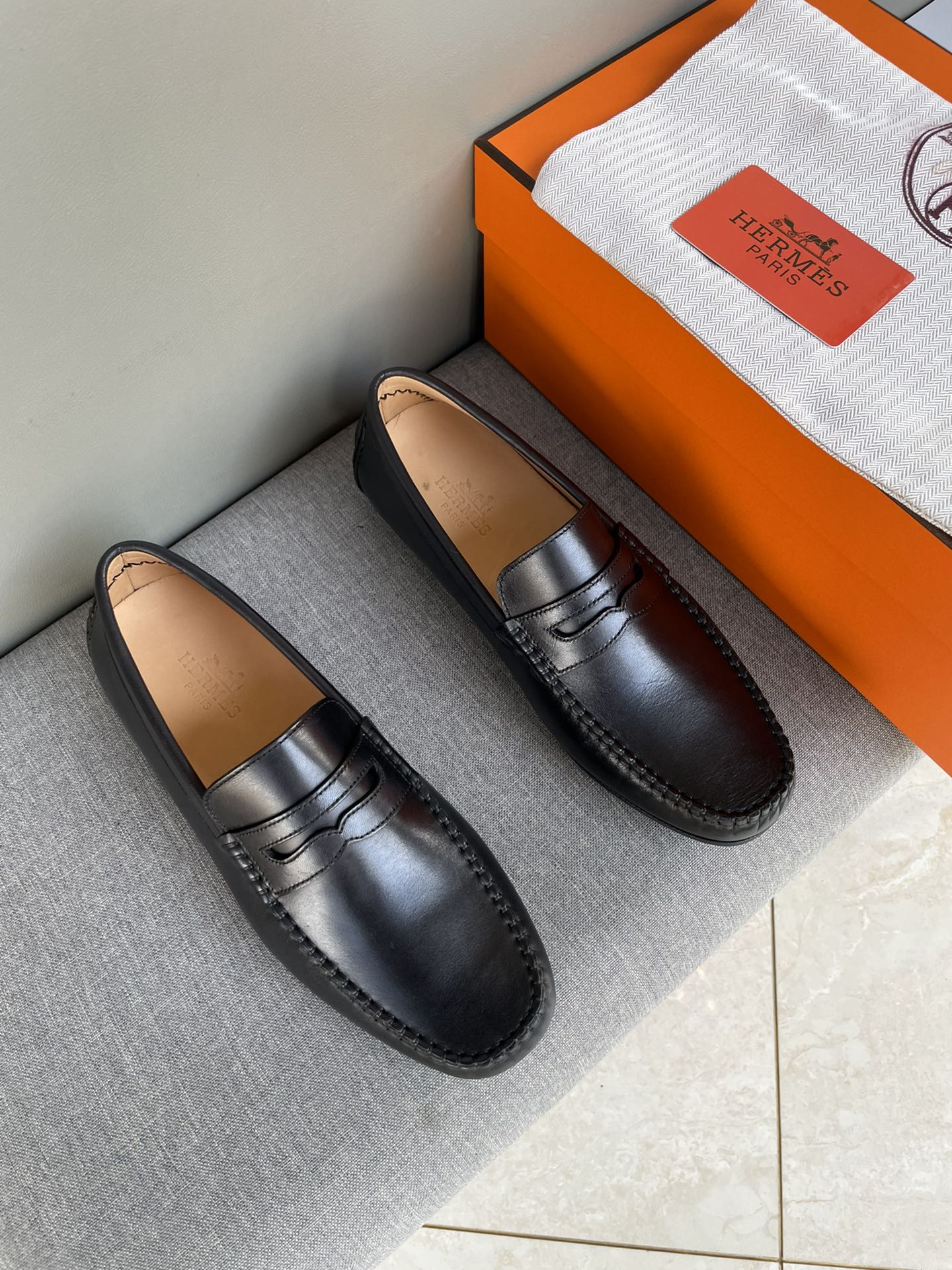 HERMES men’s loafers black, leather shoes, black H logo