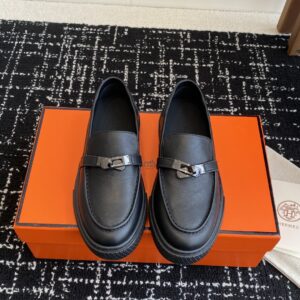 HERMES 02739