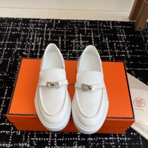 HERMES 02749