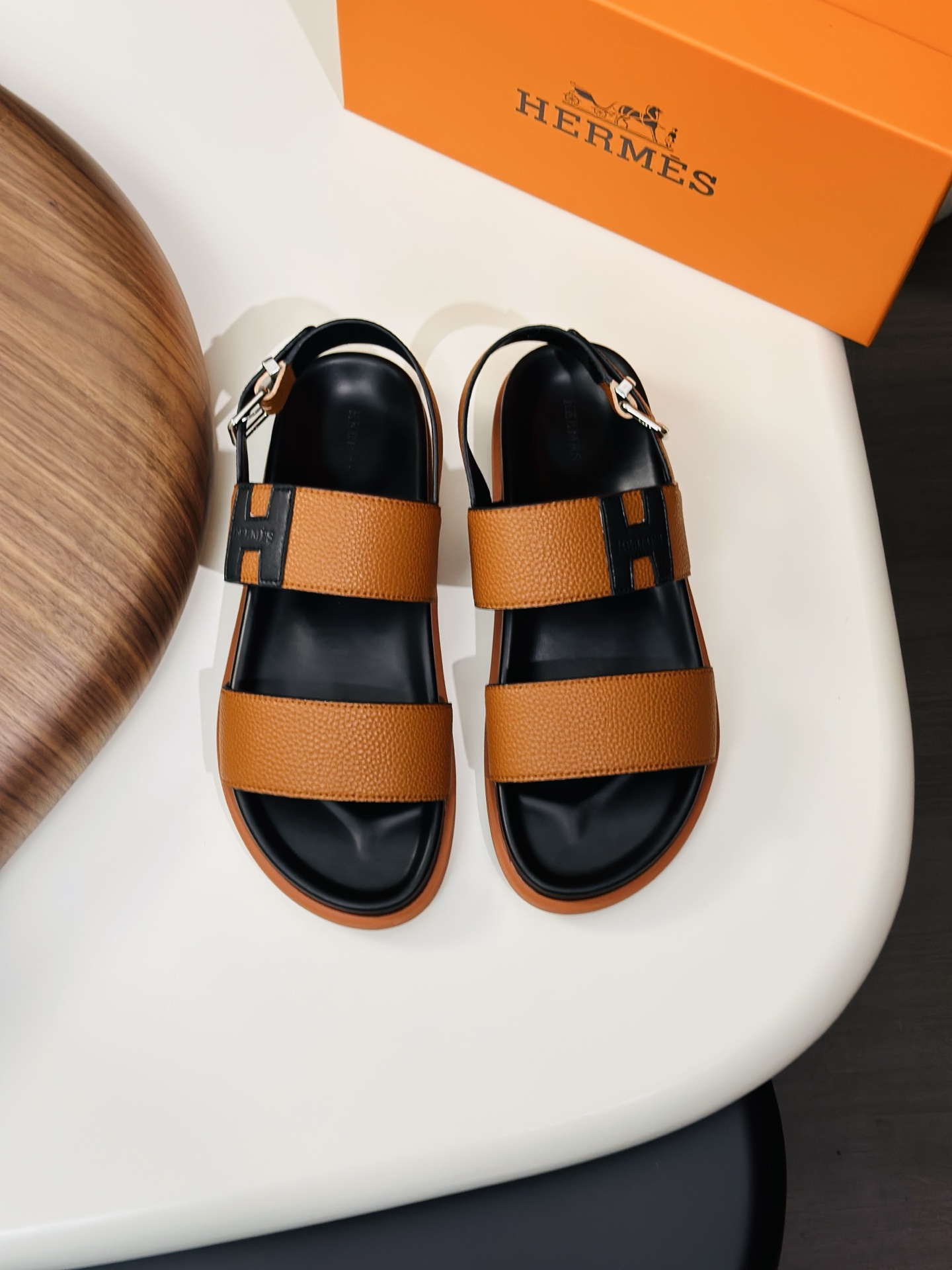 HERMES  02756