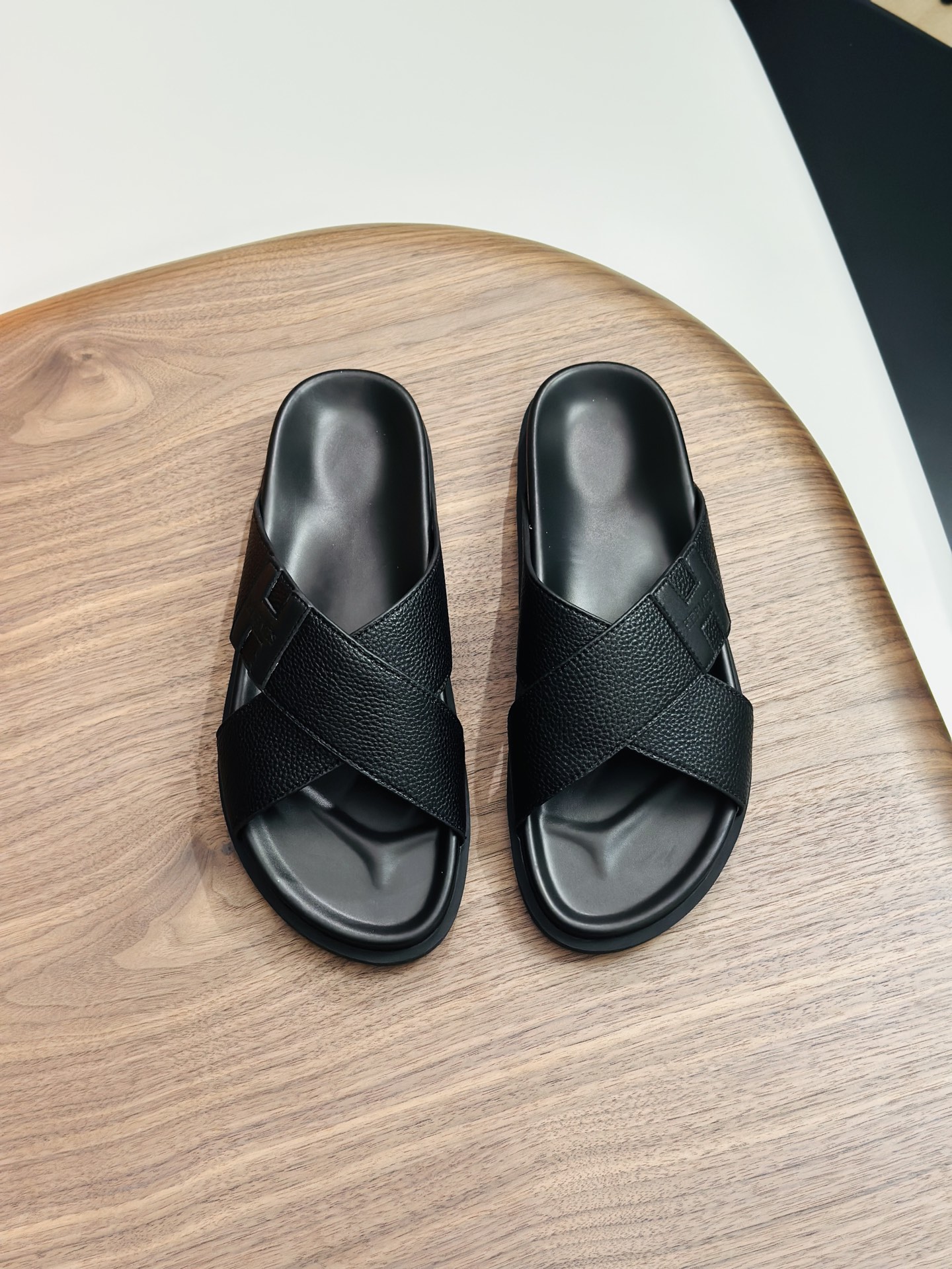 HERMES  02796