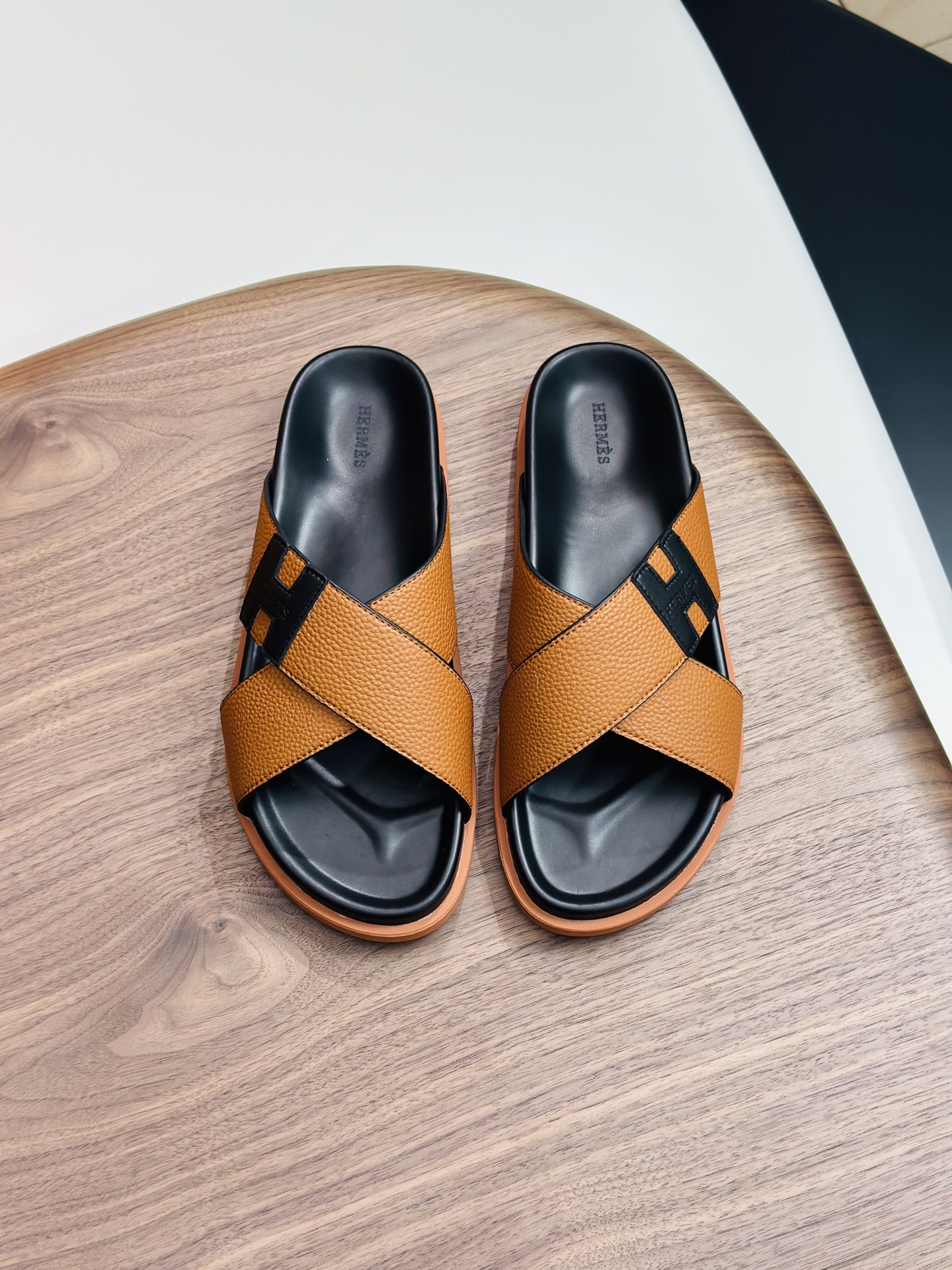 HERMES  02806