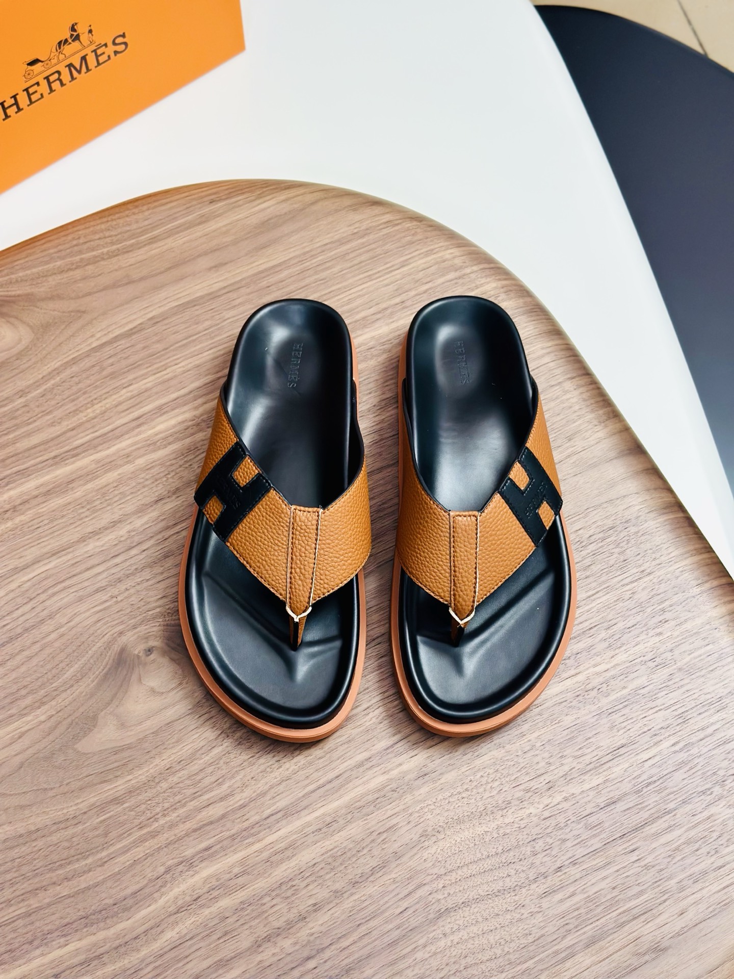 HERMES  02926