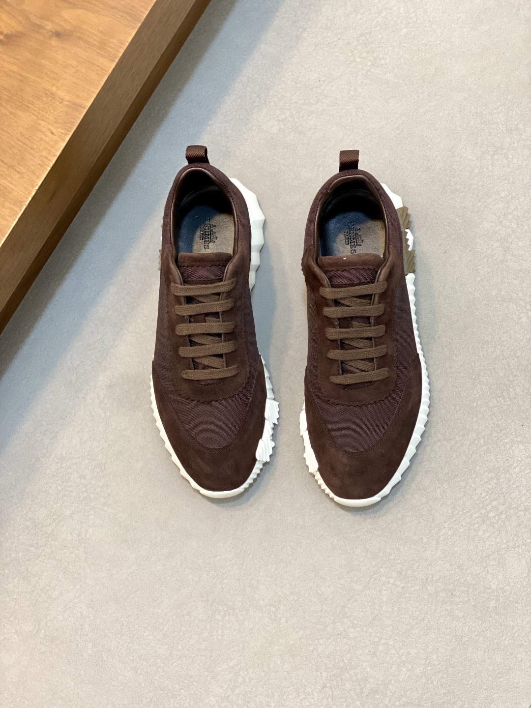 HERMES  02979